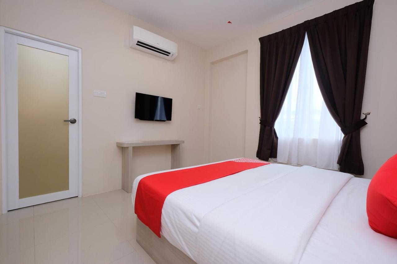 Super Oyo 43935 Mancalin Hotel Kuantan Exterior photo