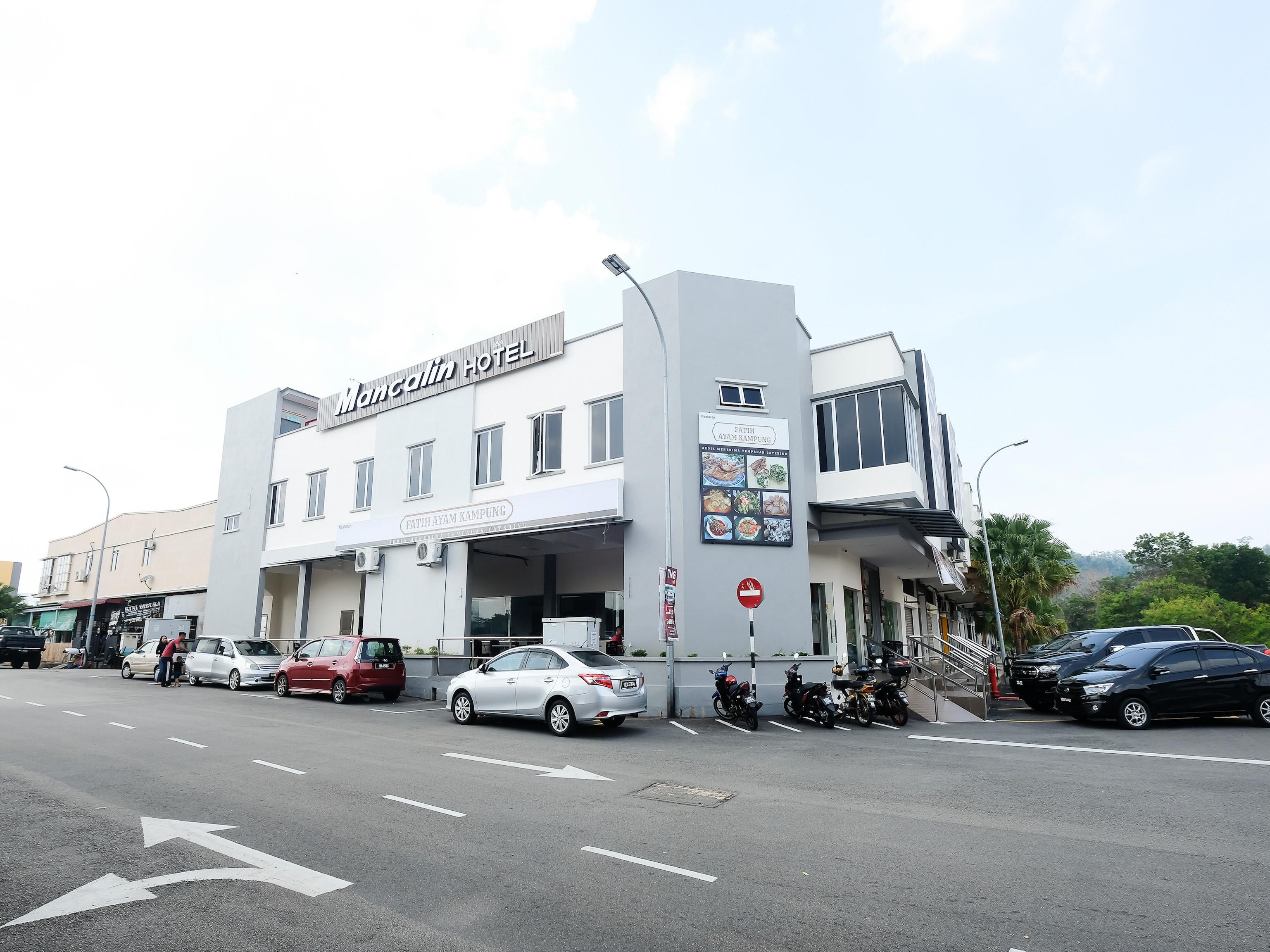 Super Oyo 43935 Mancalin Hotel Kuantan Exterior photo